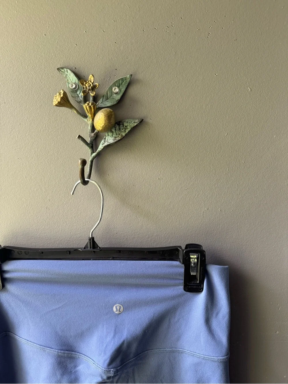 Lululemon Periwinkle Blue Leggings Size 8